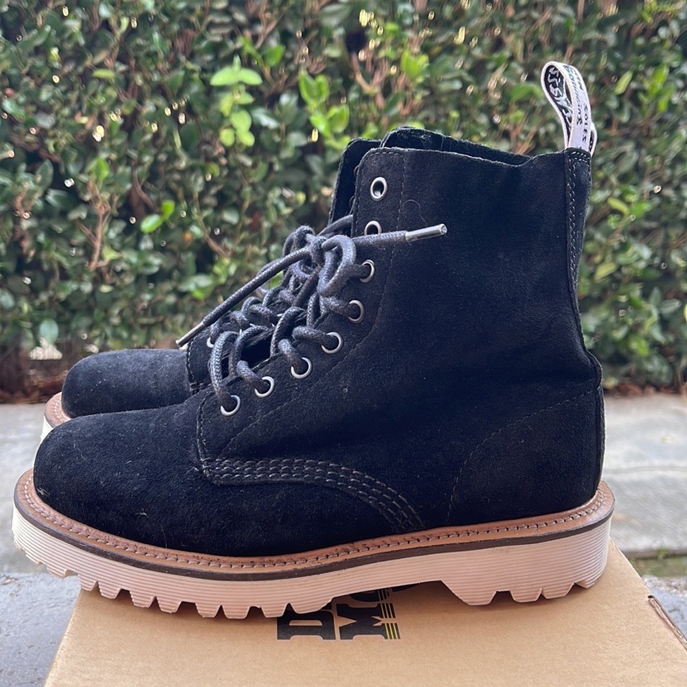Semi new doc martins with box